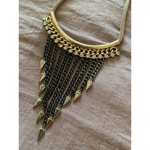 Statement Necklace - Picture 3 of 6